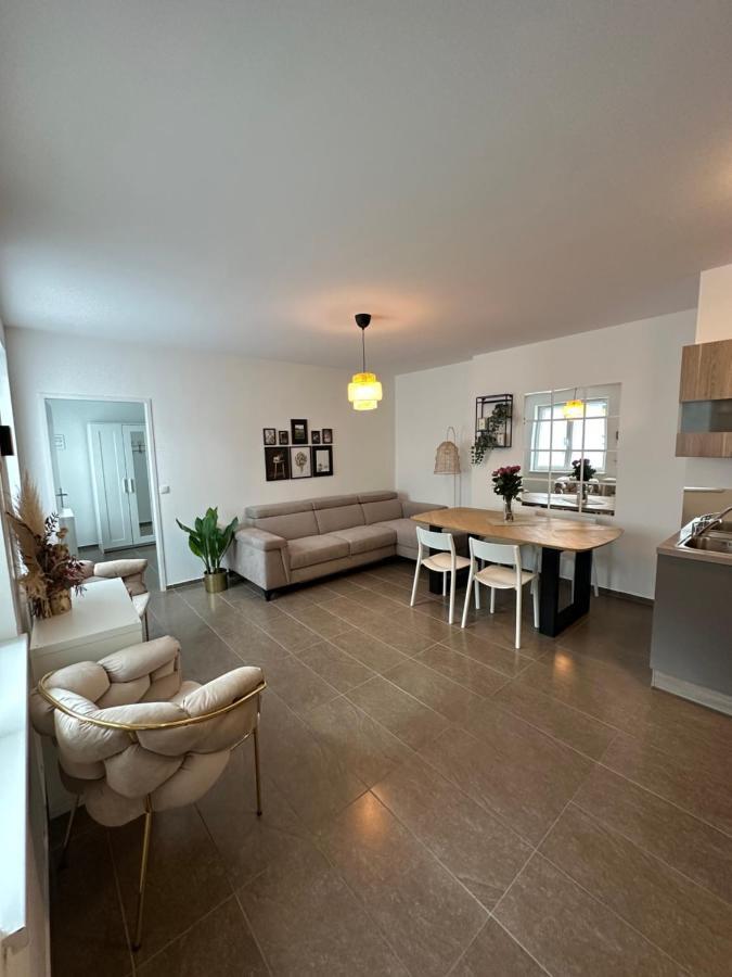 Apartamento Modernes Haus Naehe Parndorf Bruck an der Leitha Exterior foto