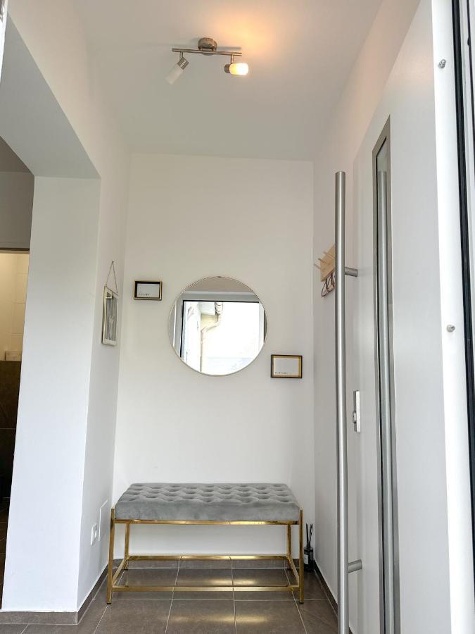 Apartamento Modernes Haus Naehe Parndorf Bruck an der Leitha Exterior foto